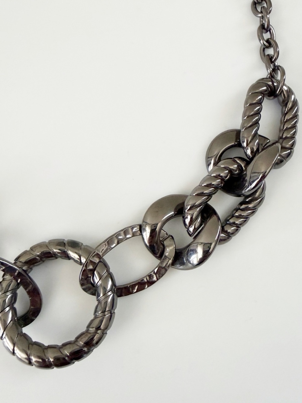 Chunky Chain Links Gun Metal Color Necklace - Picture 3 of 7